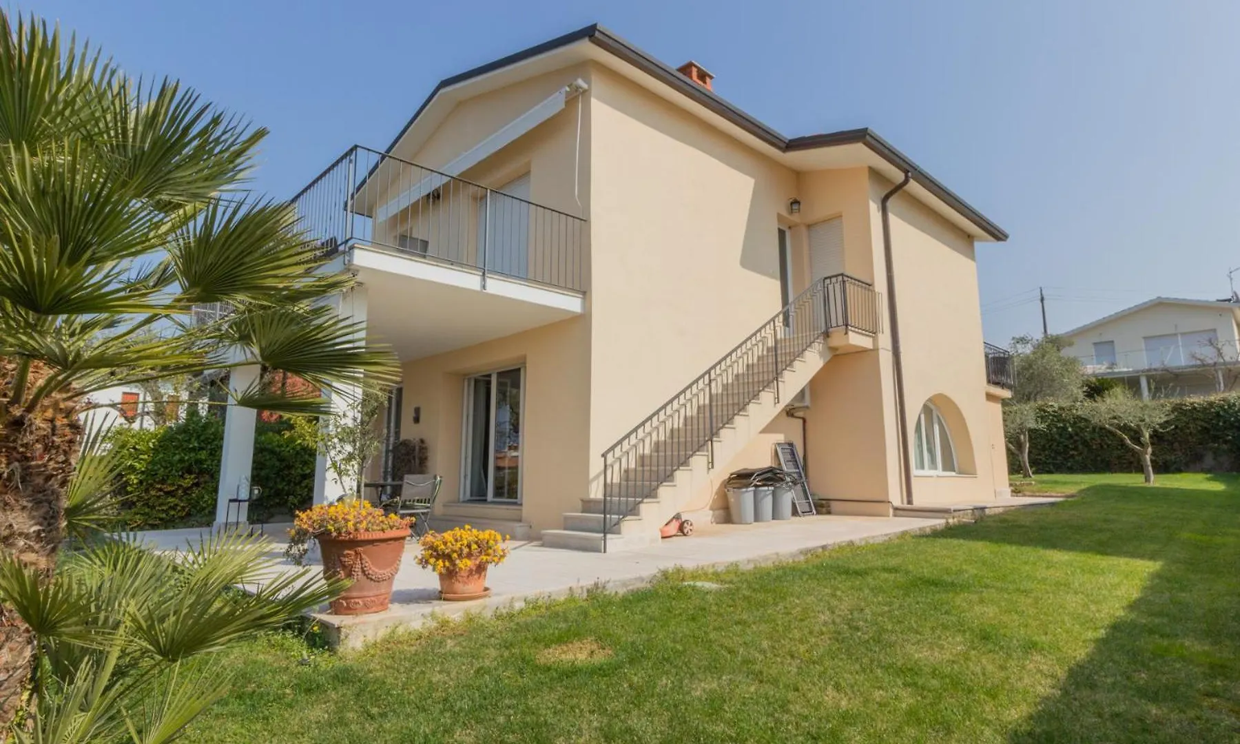 Апартаменты BardolinoLungolago Di Garda • Piscina • Parking Италия